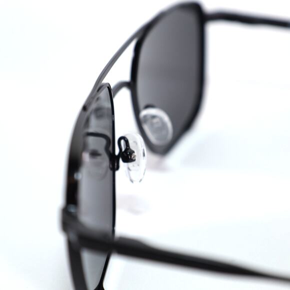 Quay Australia BODYGUARD Polarized Square Aviator Sunglasses - Black/Black - NWT - Picture 9 of 10